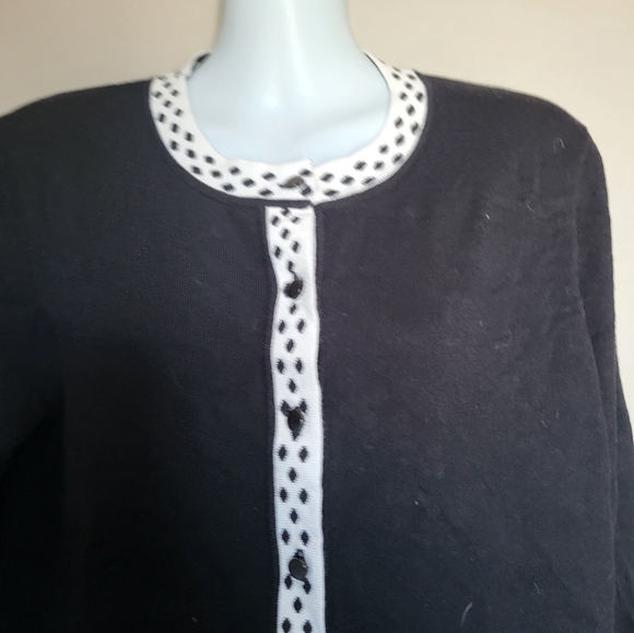 NEW Cable & Gauge Black Cardigan with White Polka Dot Trim, Size Large - Picture 2 of 6